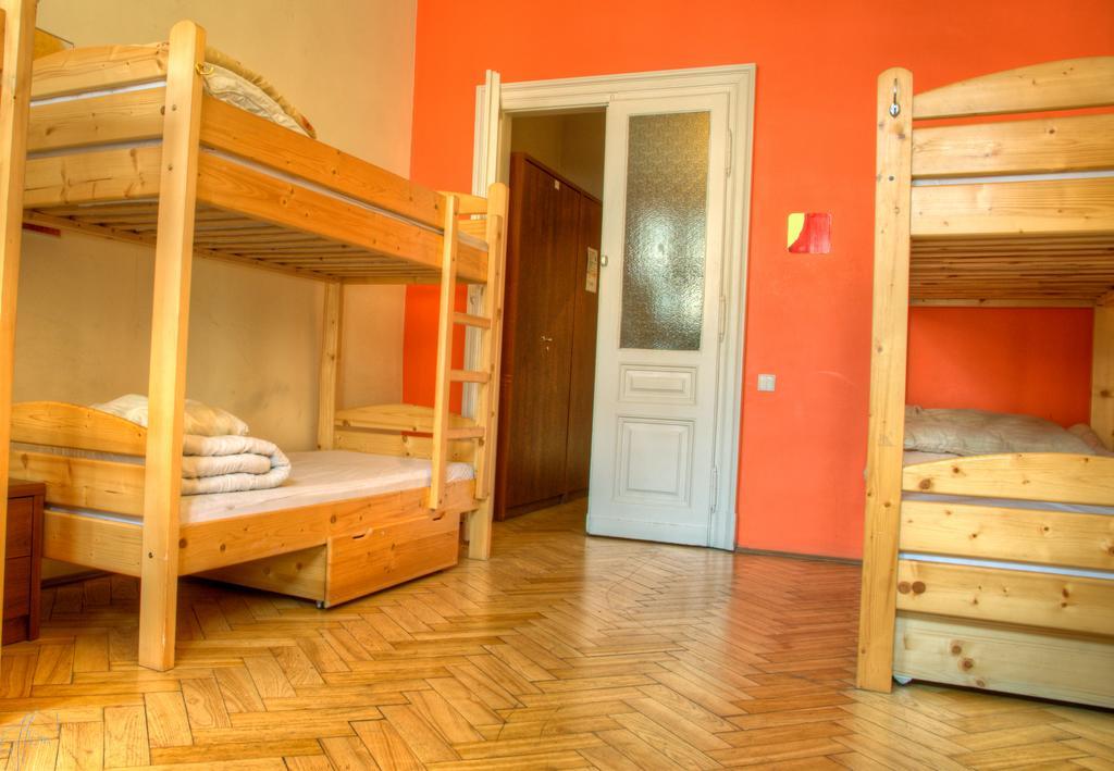 Tutti Frutti Hostel คราคูฟ ภายนอก รูปภาพ