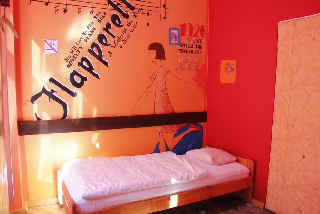 Tutti Frutti Hostel คราคูฟ ภายนอก รูปภาพ