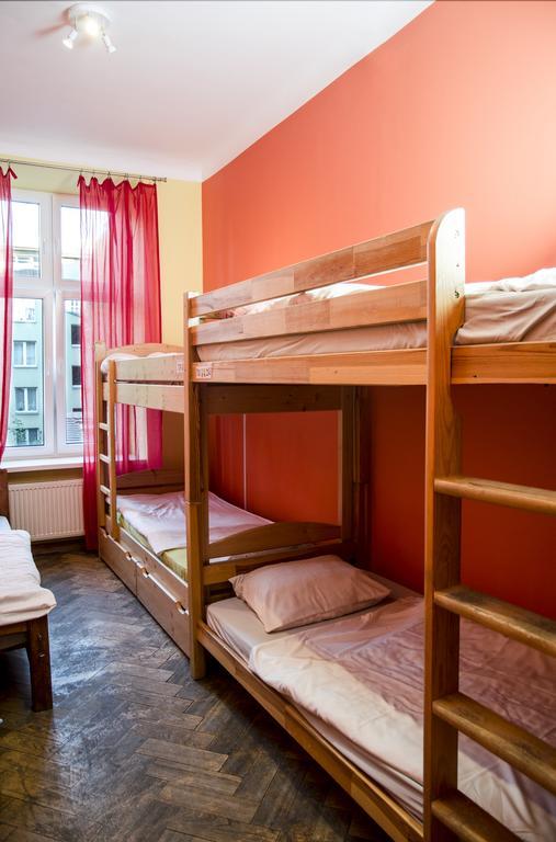 Tutti Frutti Hostel คราคูฟ ภายนอก รูปภาพ