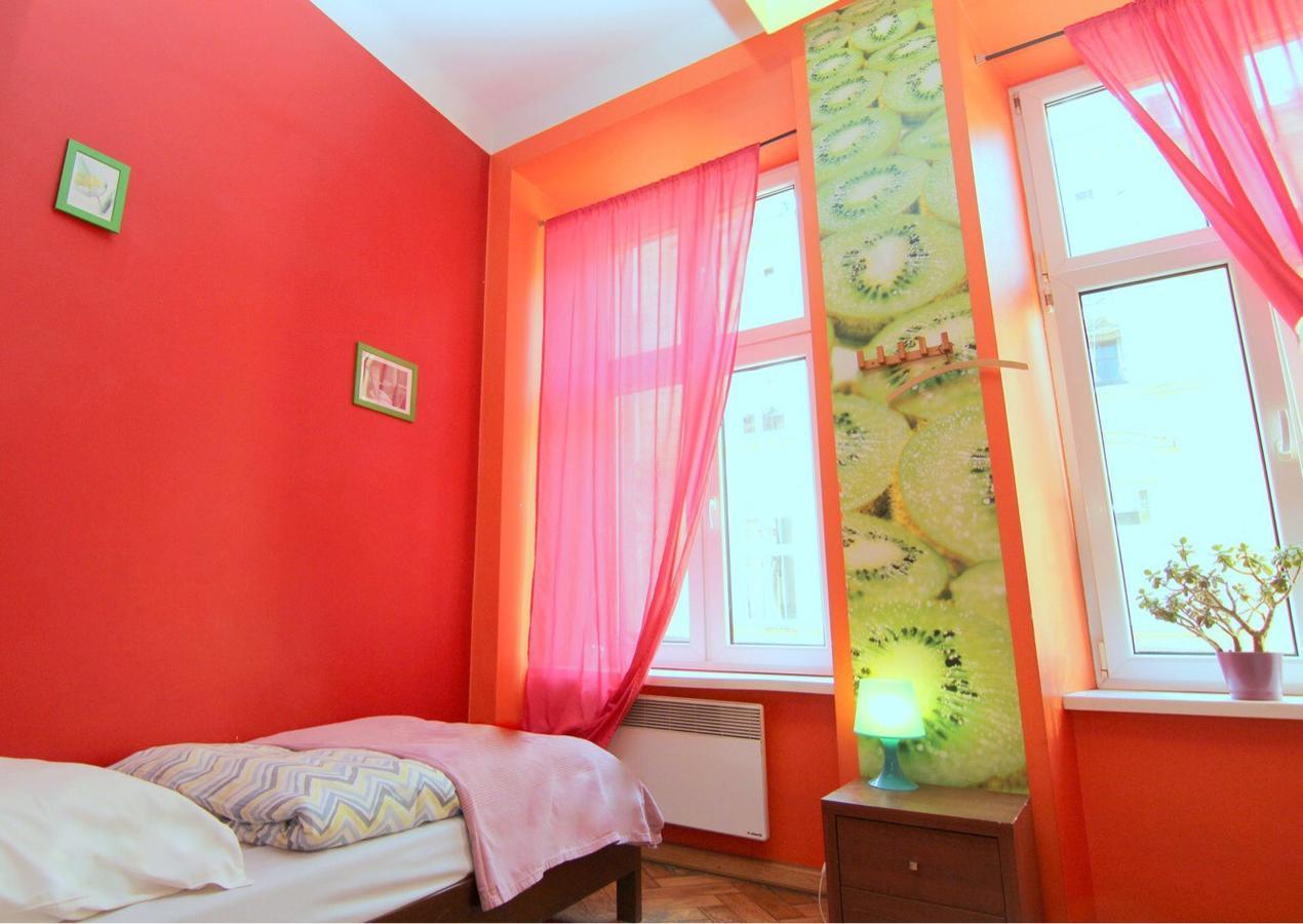 Tutti Frutti Hostel คราคูฟ ภายนอก รูปภาพ