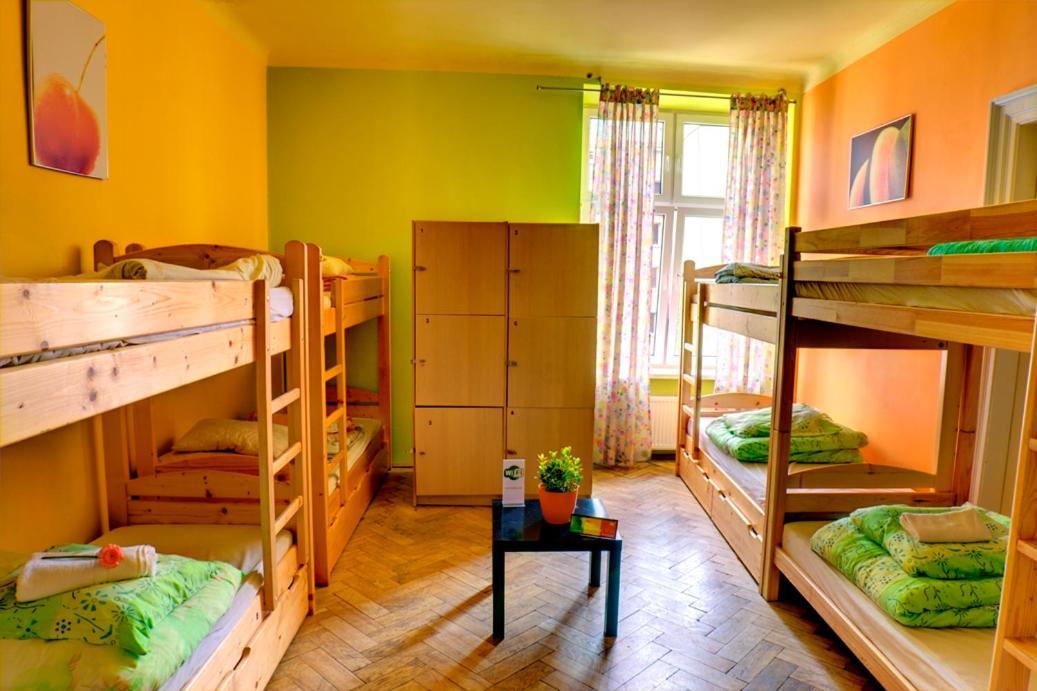 Tutti Frutti Hostel คราคูฟ ภายนอก รูปภาพ
